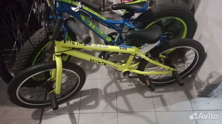 Велосипеды на Остужева