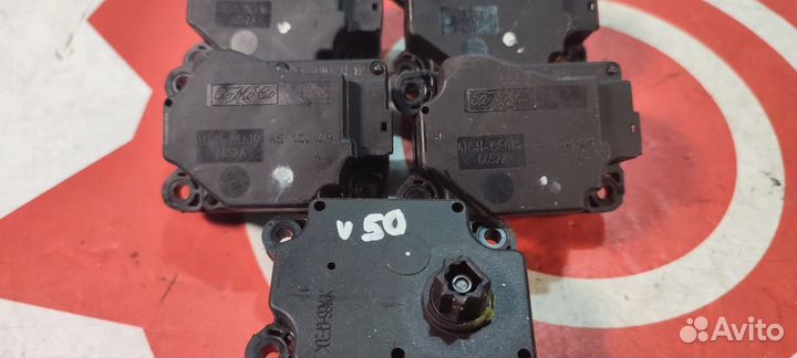 Моторчик заслонок отопителя Volvo C30 S40 V50