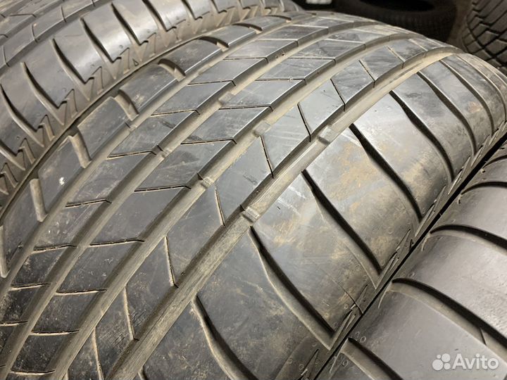 Bridgestone Turanza T005 215/55 R17