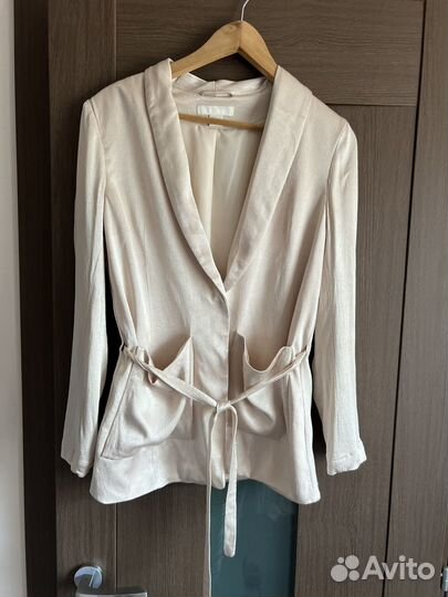 Пиджаки и жакеты женские 44 46