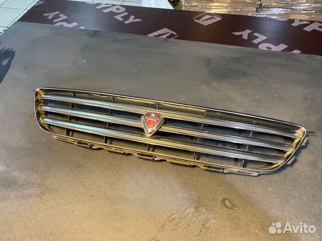 Решетка радиатора altezza лезвие хром