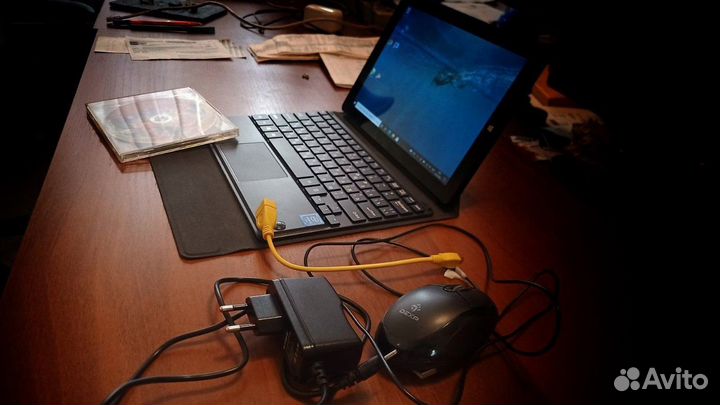 Планшет ноутбук 2 в 1