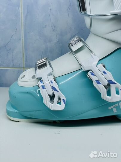 Горнолыжные ботинки 24