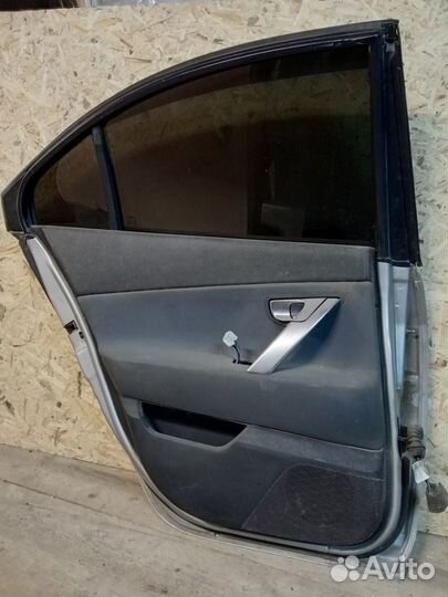 Дверь задняя для Nissan Primera P12