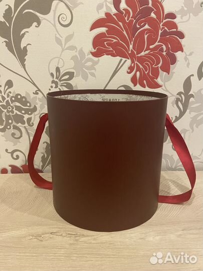 Шляпная коробка без крышки