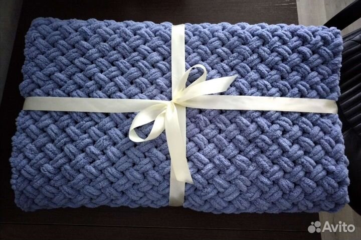 Вяжу плюшевые пледы