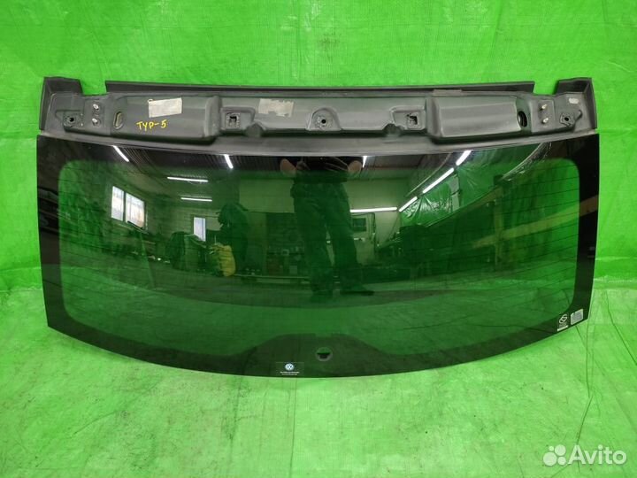 Стекло крышки багажника 2006г. VW Touareg 02-10