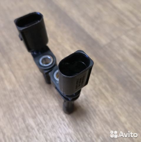 Датчик abs задний левый Skoda Octavia A7 CHP 2014