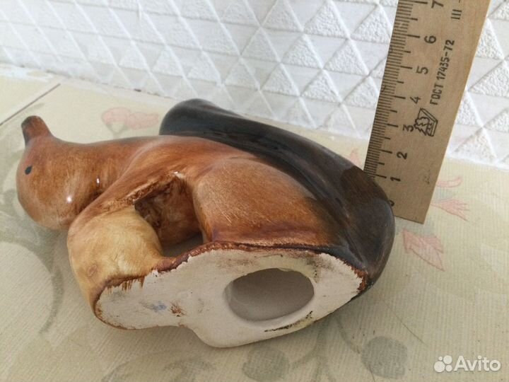 Статуэтка белка