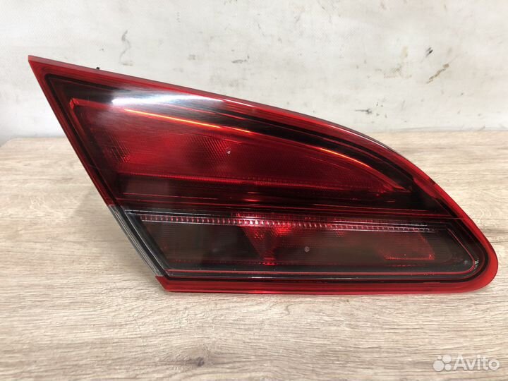 Фонарь в крышку багажника левый astra j Gtc