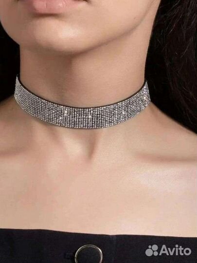 Чокер со стразами