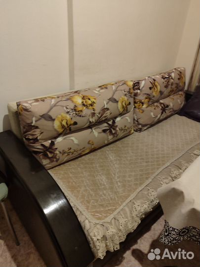 Продается Диван