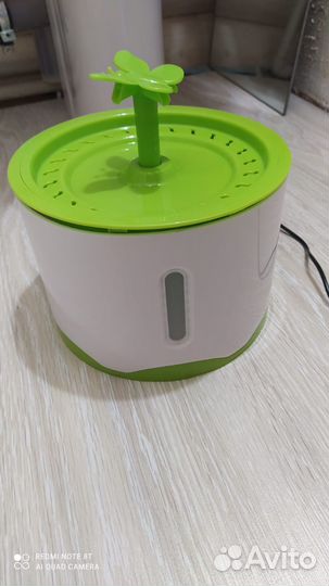 Автоматическая поилка-фонтанчик для кошек
