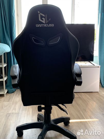 Компьютерное кресло