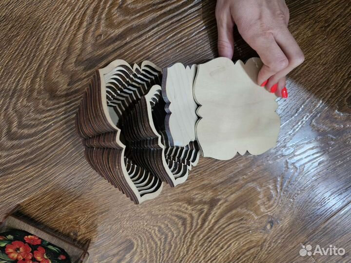 Шкатулки и подставки под горячее