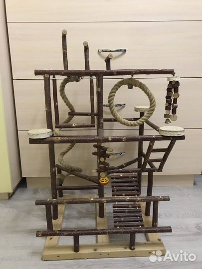 Игровой стенд для попугая