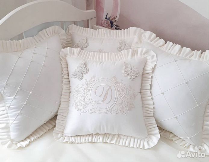 Бортики в кроватку