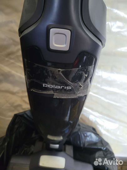 Вертикальный пылесос polaris