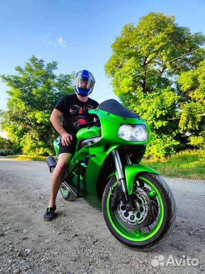 Suzuki GSX-R1100