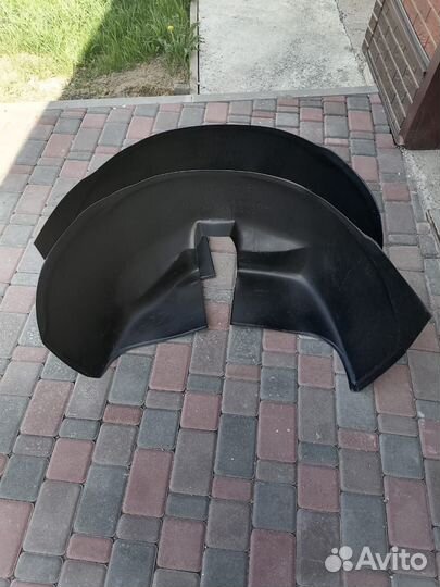 Передние подкрылки mitsubishi pajero sport L 200