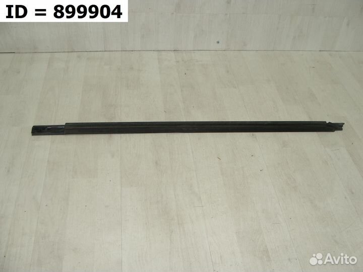 Накладка двери передней правой Hyundai ix35