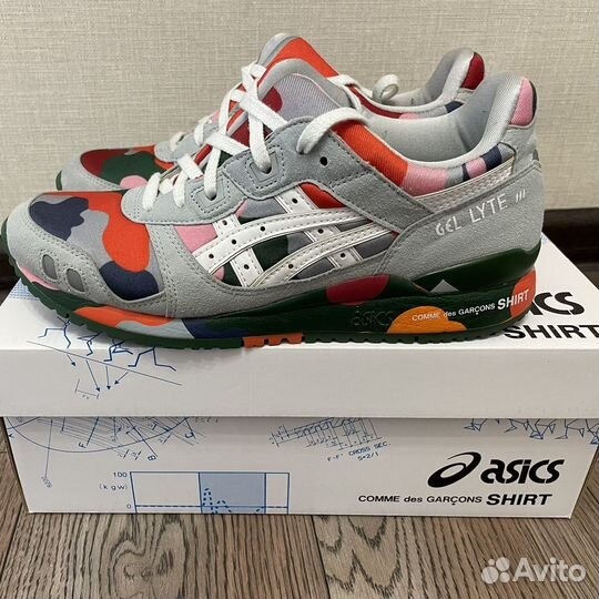 Кроссовки Asics