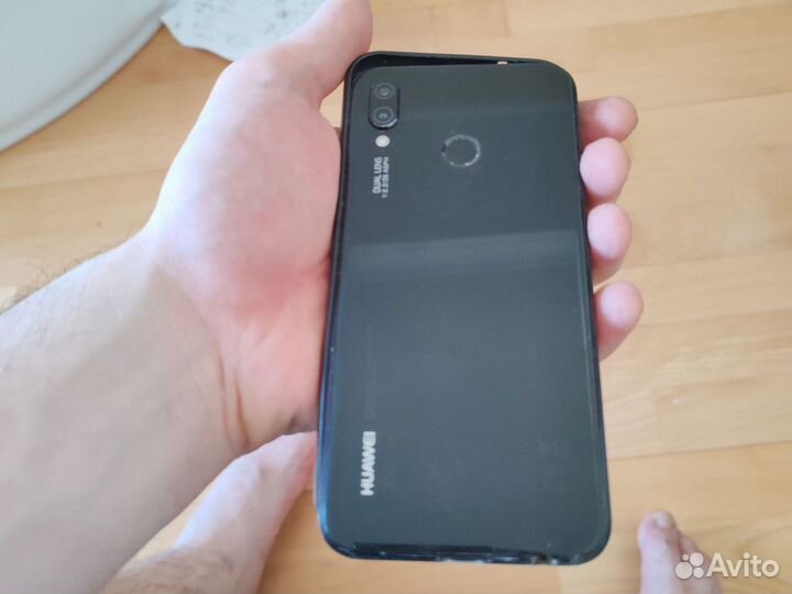 HUAWEI P20 Lite, 4/64 ГБ