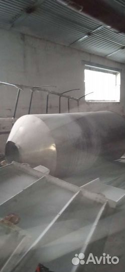 Труба железная ангарные ворота бочка