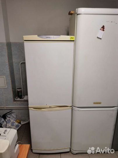 Холодильник LG двухкамерный