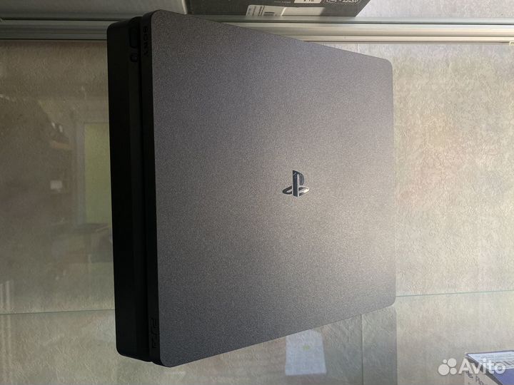 Sony PS4 Slim 1Tb