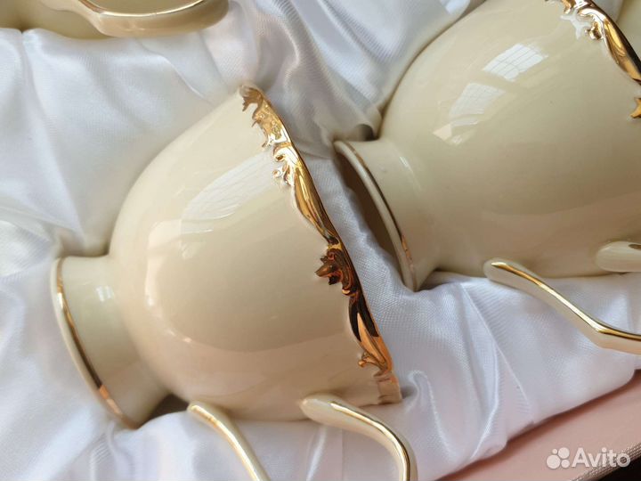 Чайно столовый сервиз на 12 персон