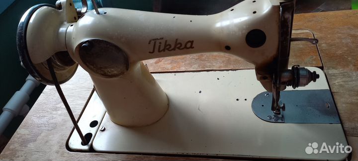 Швейная машинка ножная Tikka