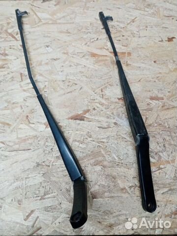 Поводок дворника Skoda Octavia A5 BUD 2011