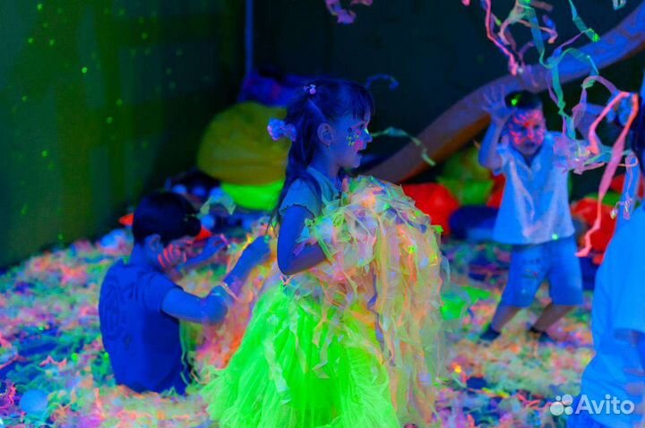 Неоновое шоу/серебряное шоу