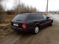 Mercedes-Benz W124 2.0 MT, 1992, битый, 310 000 км, с пробегом, цена 245 000 руб.