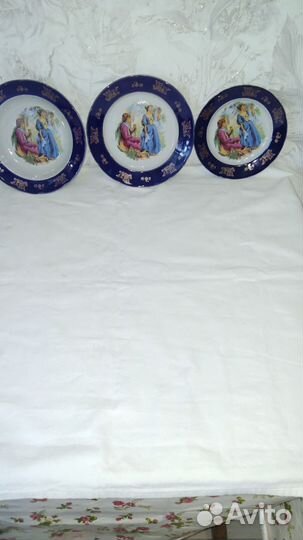 Набор фарфоровых тарелочек, мадонна, кобальт