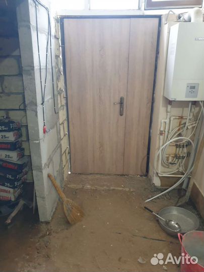 Входная дверь