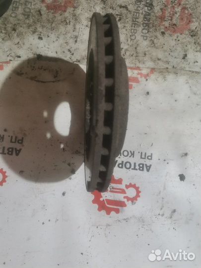 Диск тормозной передний Mitsubishi Libero 4G93