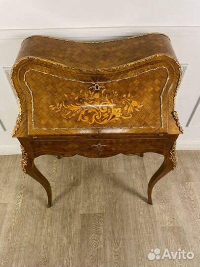 Антикварное бюро