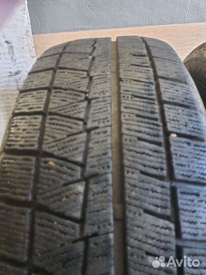 Bridgestone Blizzak Revo GZ 225/60 R17 99S