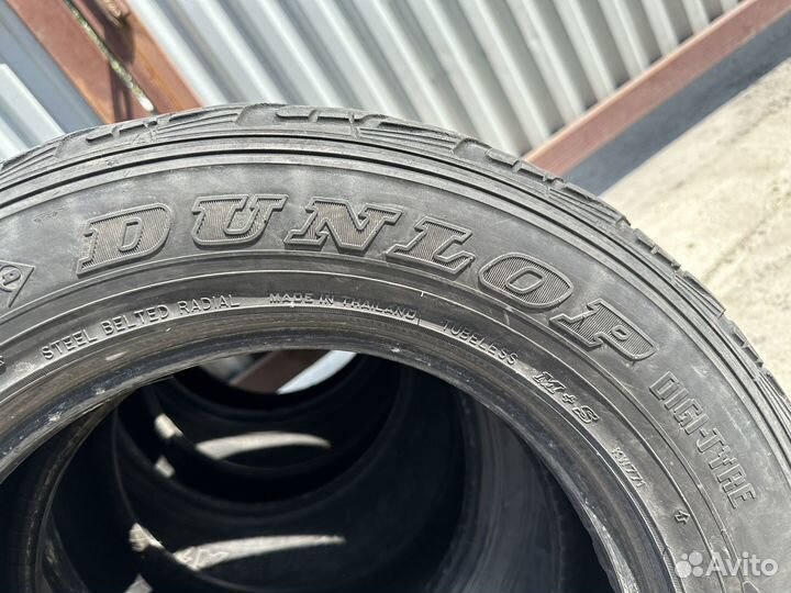 Dunlop Grandtrek AT3 235/60 R16