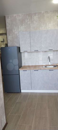 2-к. квартира, 40 м², 4/8 эт.