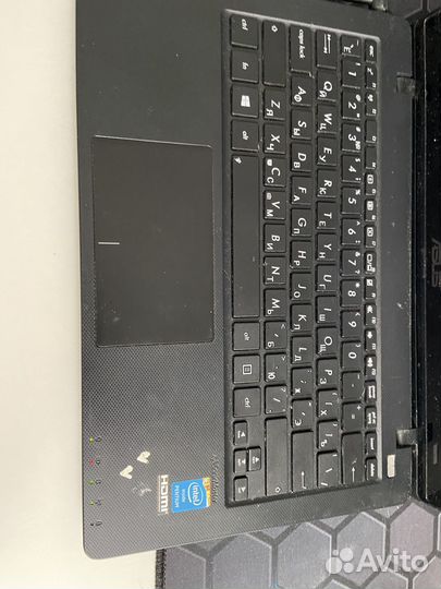Ноутбук asus