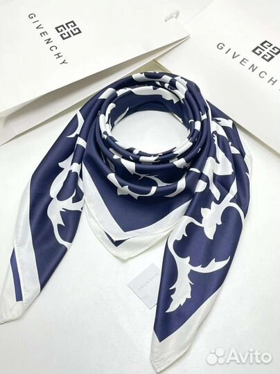 Шелковый платок женский