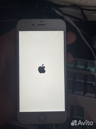 iPhone 6S, 16 ГБ