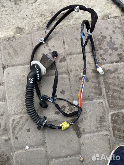 Проводка передней правой двери Hyundai accent