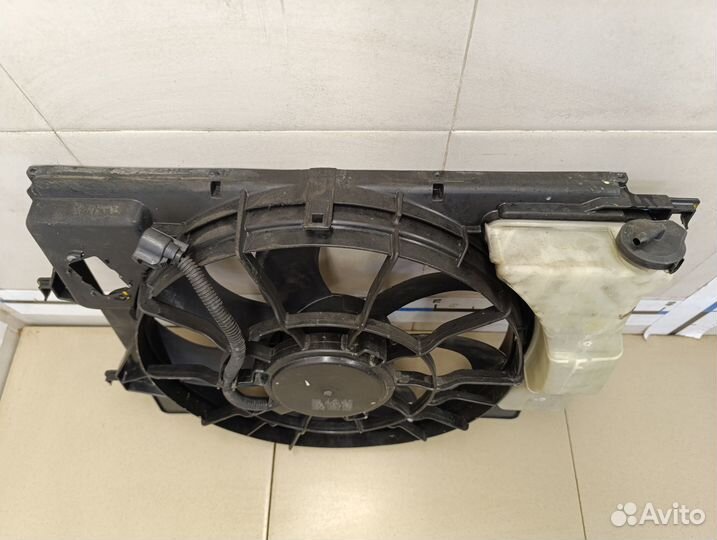 Вентилятор радиатора Hyundai-KIA RIO 2017