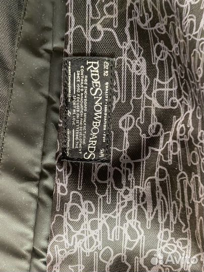 Чехол-сумка для сноуборды на колесах Ride