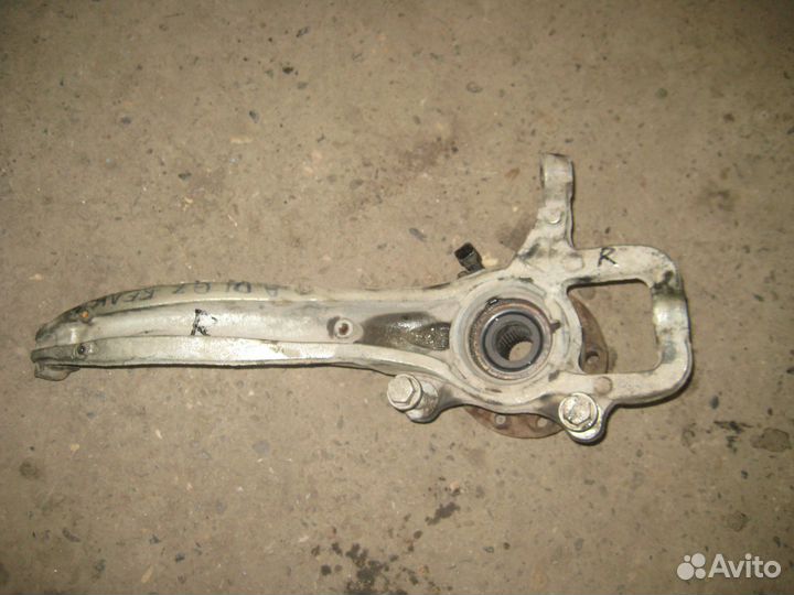 Audi q7 поворотный кулак нижний рычаг