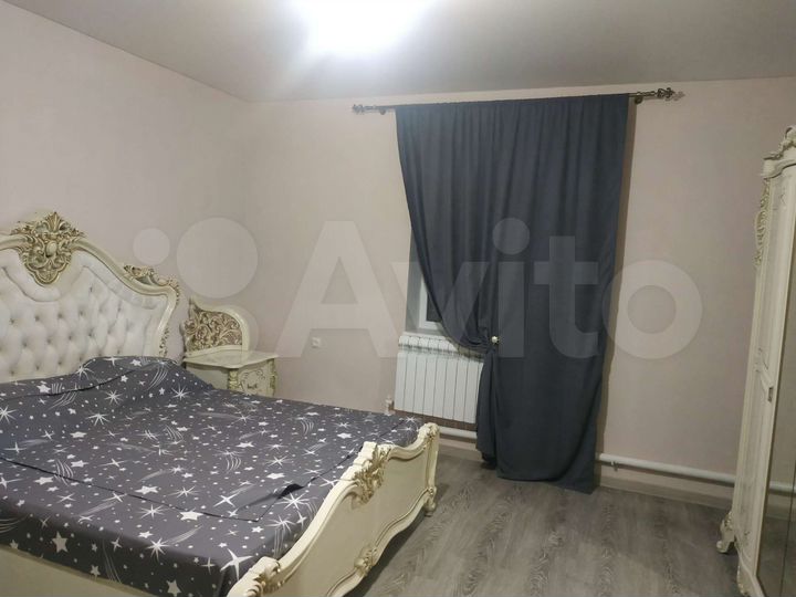 2-к. квартира, 70 м², 2/2 эт.
